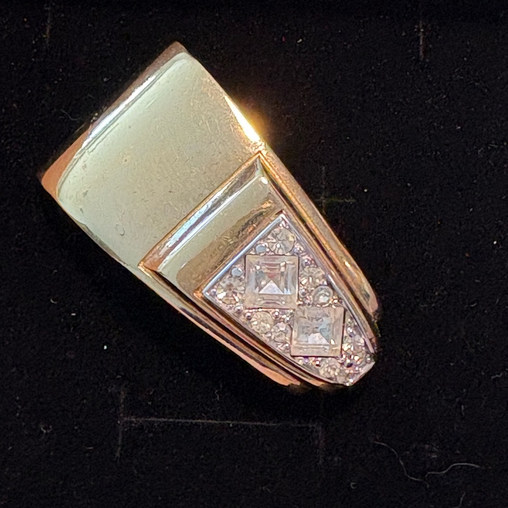 Givenchy vintage brooch